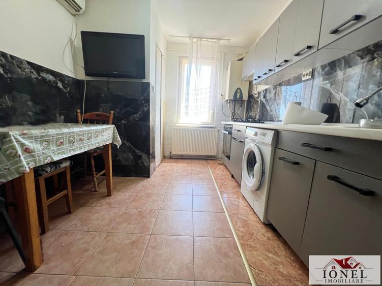 Apartament cu 2 camere decomandat în Ampoi 1