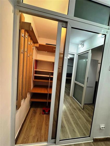 Garsonieră decomandată, mobilată în Eroilor