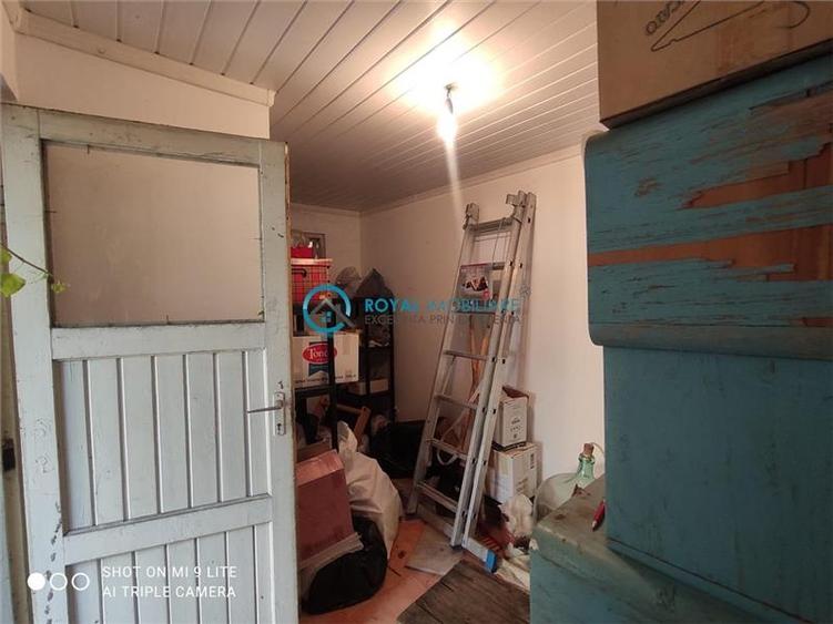 Casă individuală cu 2 camere cu Teren 130 Mp în Cantacuzino