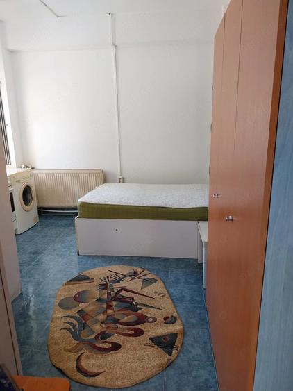 Garsonieră decomandată în Progresul