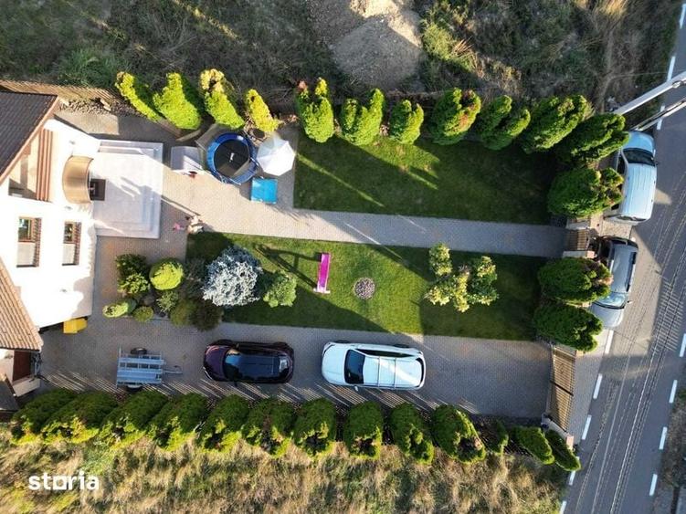 Casă cu 4 camere cu Teren 180 Mp în Libertății