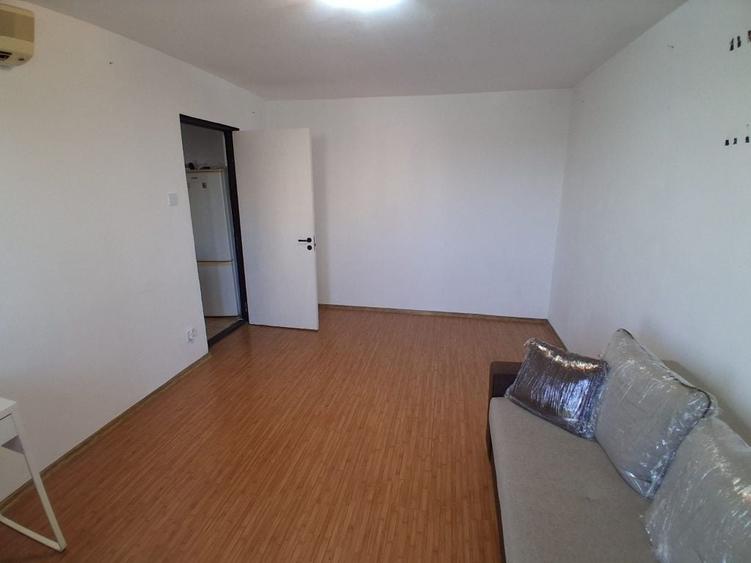 Apartament cu 2 camere decomandat în Lujerului