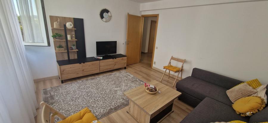 Apartament cu 3 camere decomandat în Unirii