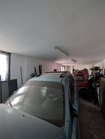 Casă cu 4 camere în Budiului