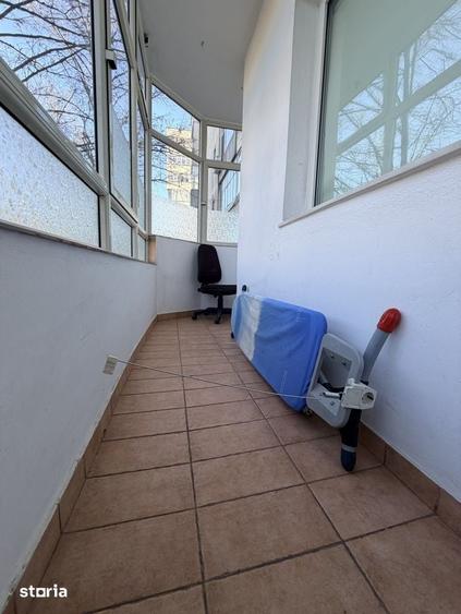 Apartament cu 4 camere în George Enescu