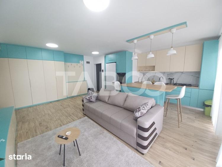 Apartament cu 3 camere decomandat, mobilat în Piața Cluj