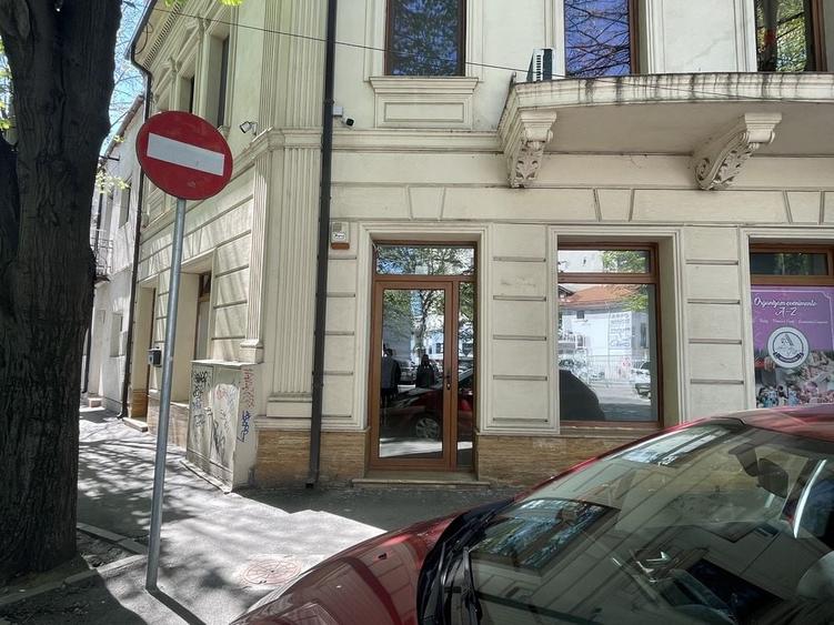 Spatiu comercial ultracentral - 1