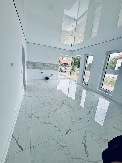 Casă cu 3 camere în Holboca