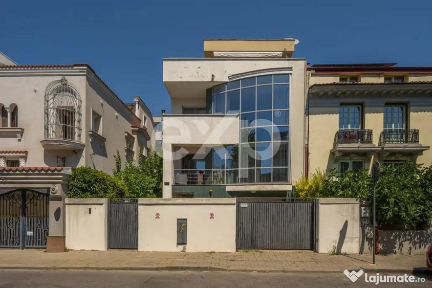Apartament cu 4 camere decomandat în Dorobanți