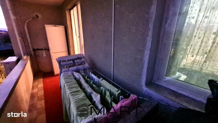 Apartament cu 3 camere decomandat, mobilat în Mihai Viteazul