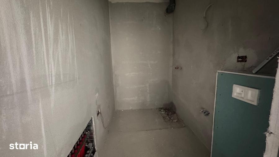 Apartament cu 3 camere decomandat în Torontalului