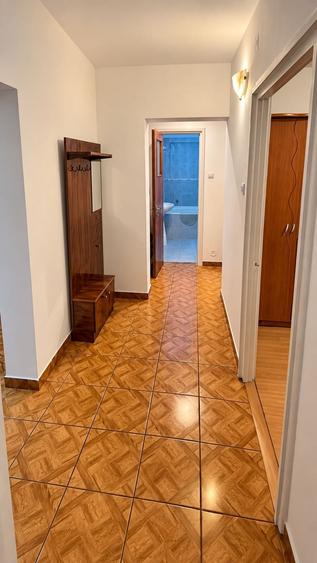 Apartament cu 3 camere decomandat în Pantelimon