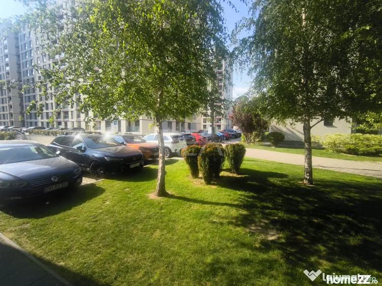 Apartament cu 4 camere decomandat, mobilat în Politehnica