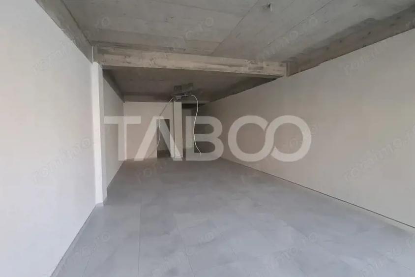 Spațiu comercial, de 120 mp, în Central