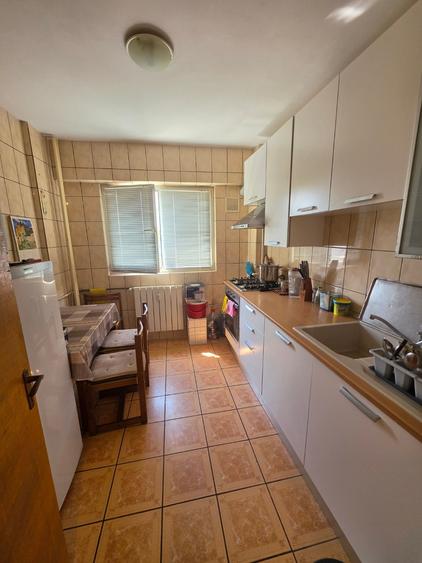 Apartament cu 2 camere semidecomandat în Titan