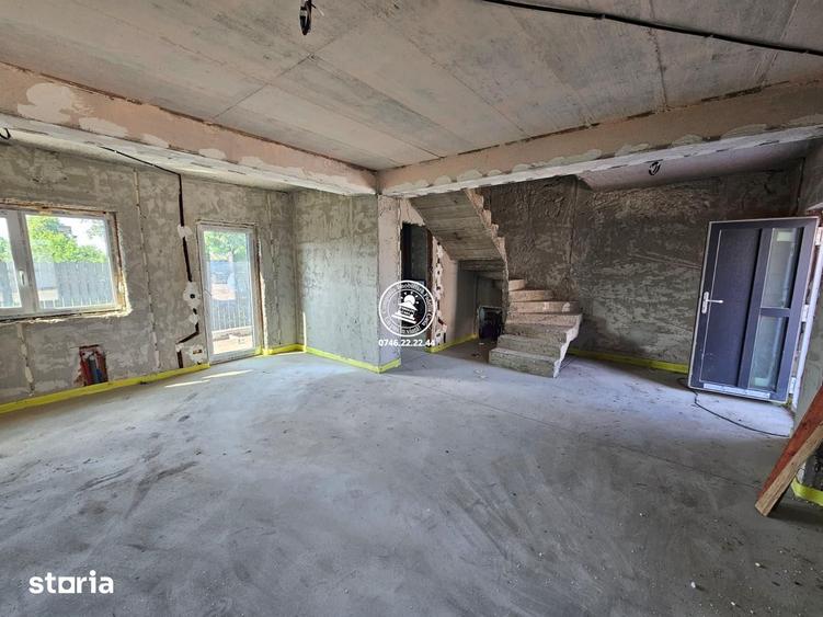 Casă cu 4 camere cu Teren 110 Mp în Valea Lupului