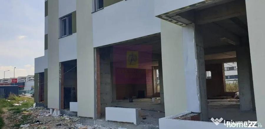 Spațiu comercial, de 330 mp, în Chiajna