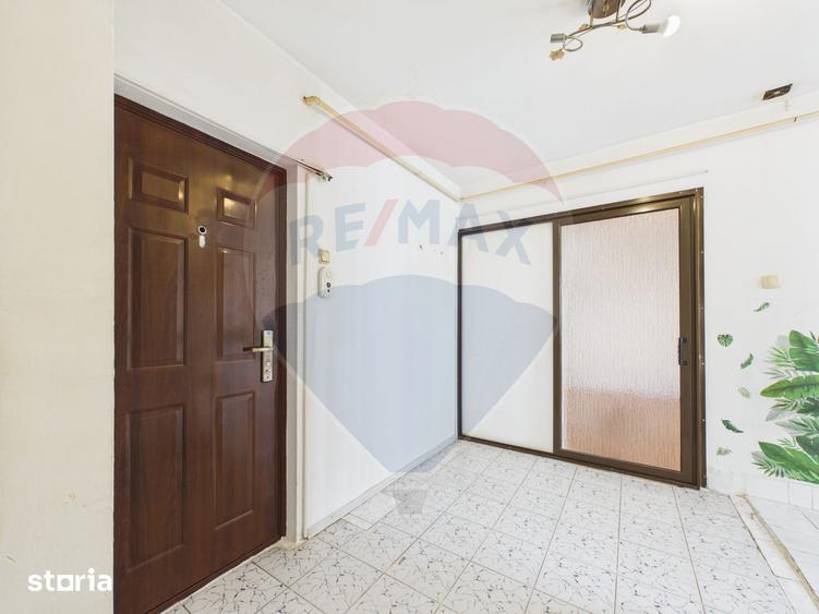 Apartament cu 2 camere decomandat în Crângași