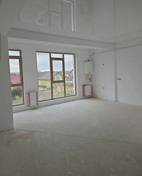 Apartament cu 3 camere în Șelimbăr