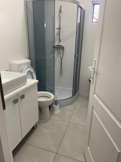 Casă cu 2 camere în Central
