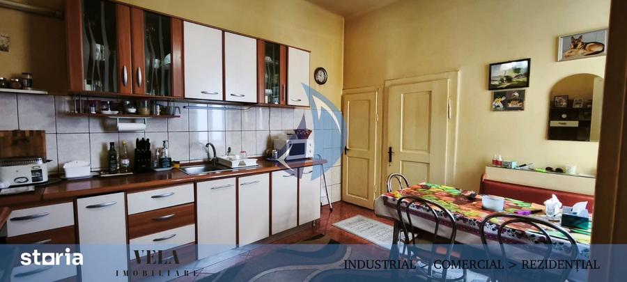 Casă cu 3 camere cu Teren 310 Mp în Semicentral