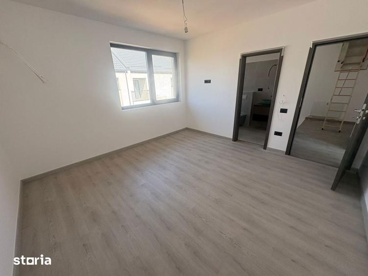 Casă cu 3 camere cu Teren 150 Mp în Central