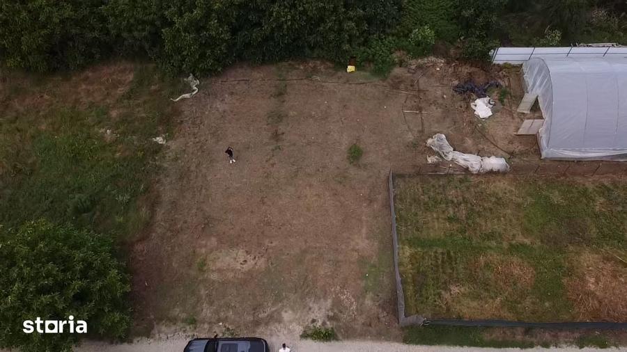 Teren de 2473 mp, în Berceni
