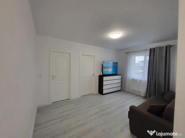 Apartament cu 2 camere semidecomandat, mobilat în Lunca Cetățuii
