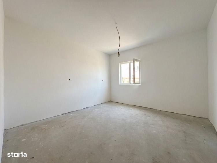 Vila P+M cu 5 Camere - Lumina - 4