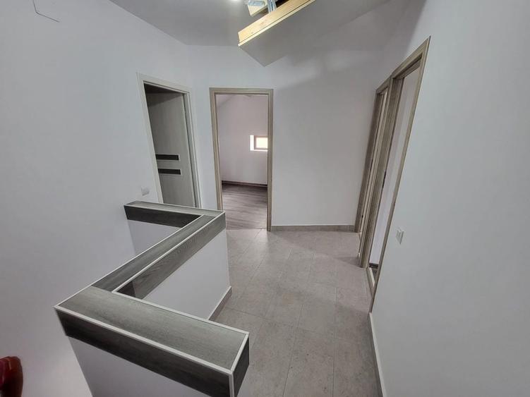 Casă cu 4 camere în Ultracentral