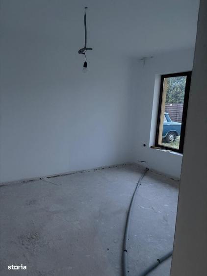 Casă cu 3 camere cu Teren 700 Mp în Jucu