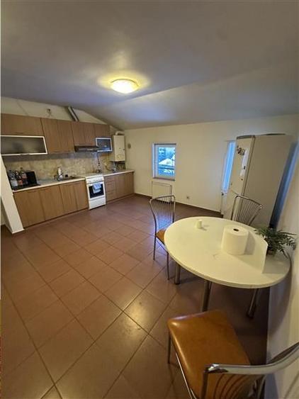 Apartament cu 2 camere decomandat în Dorobanților
