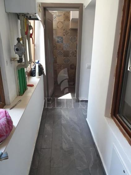 Apartament 2 camere în zona DECEBAL - 7
