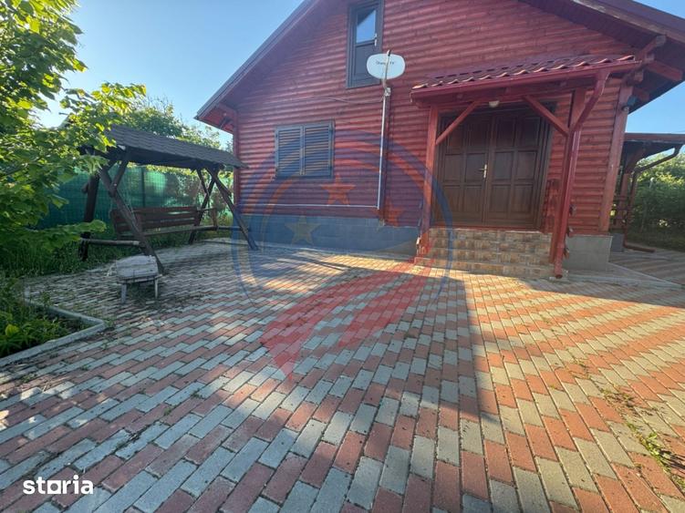 Casă cu 3 camere cu Teren 1603 Mp în Butoiești