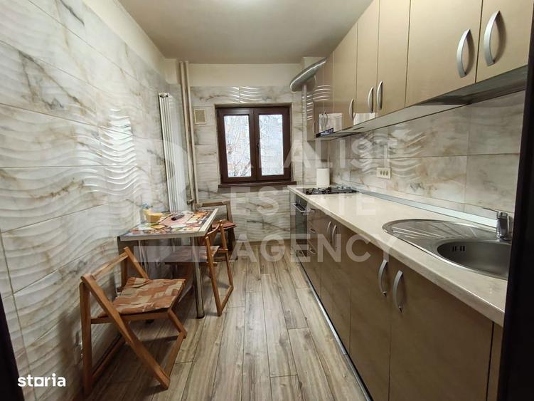 Apartament cu 2 camere, mobilat în Polonă
