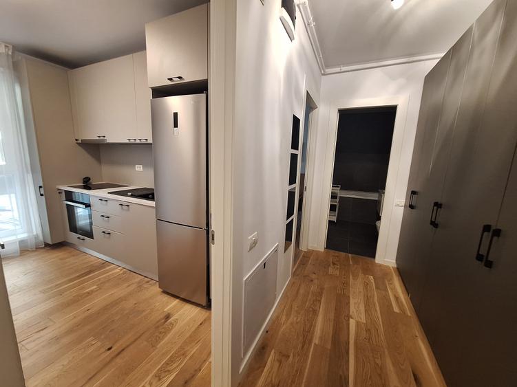 Apartament cu 2 camere decomandat în Crângași
