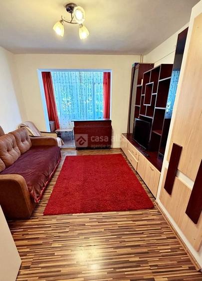 Apartament cu 2 camere decomandat, mobilat în Podul de Piatră