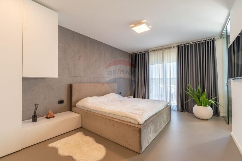 Casă individuală cu 3 camere cu Teren 600 Mp în Florești
