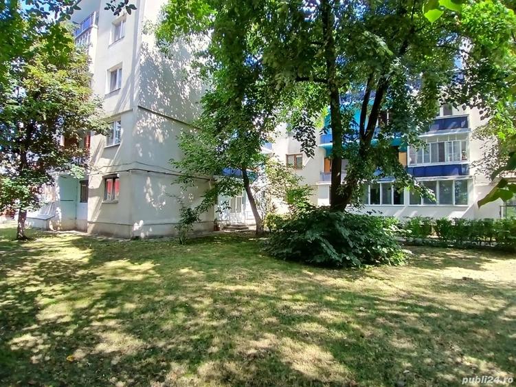 Apartament cu 2 camere decomandat în Decebal