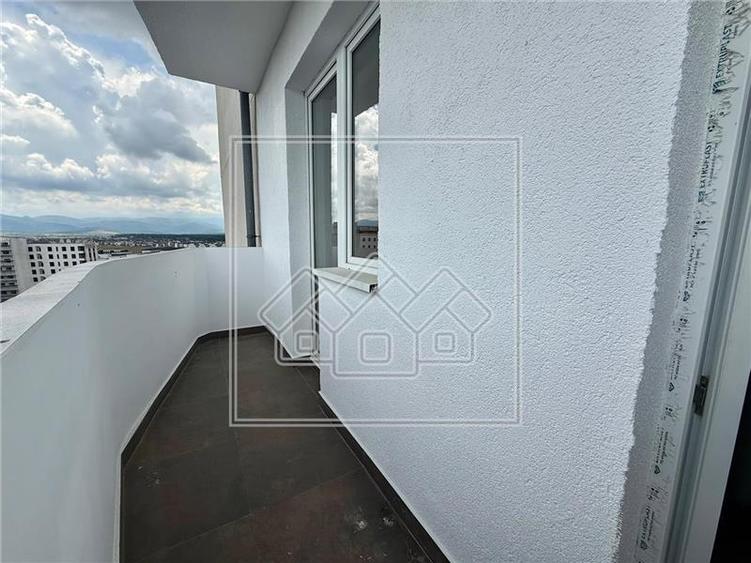 Apartament cu 2 camere decomandat în Mihai Viteazul