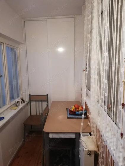 Apartament cu 2 camere semidecomandat în Poșta