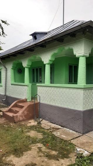 Casă cu 4 camere în Mocești