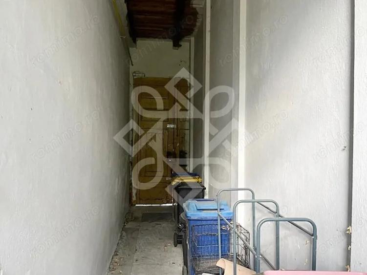 Casă cu 2 camere cu Teren 306 Mp în Central