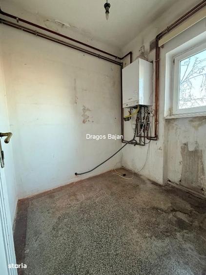Apartament cu 3 camere în Calea Victoriei