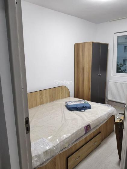 Apartament cu 3 camere,Etaj 1, Zona Rotunda, Totul Nou