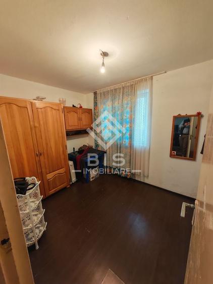 Apartament cu 2 camere semidecomandat în Decebal