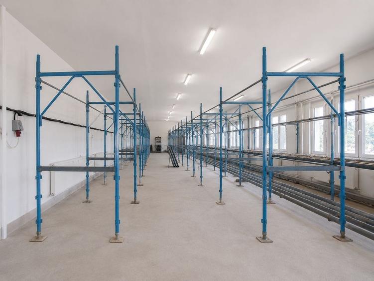 Spațiu industrial, de 682 mp, în Sud-Vest