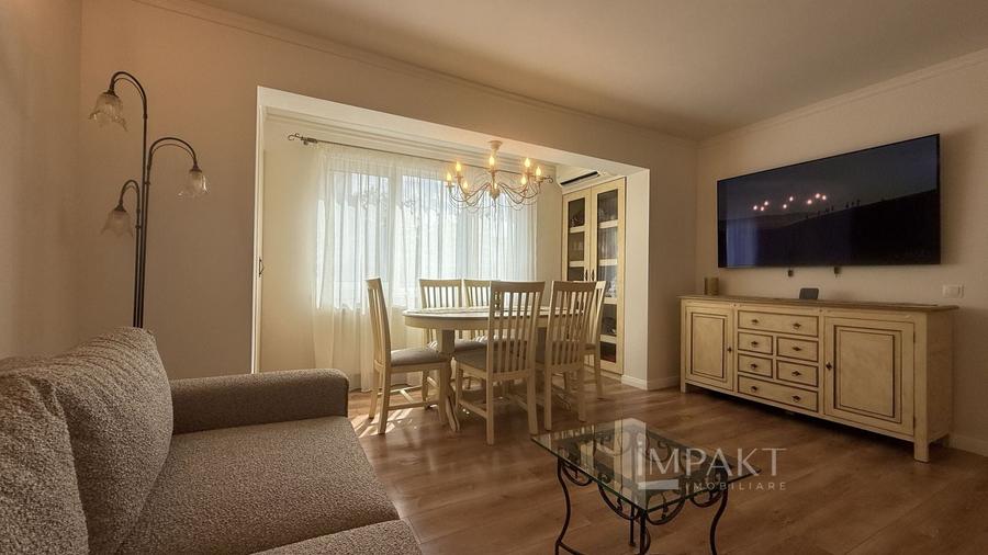 Apartament cu 4 camere decomandat, mobilat în Andrei Mureșanu