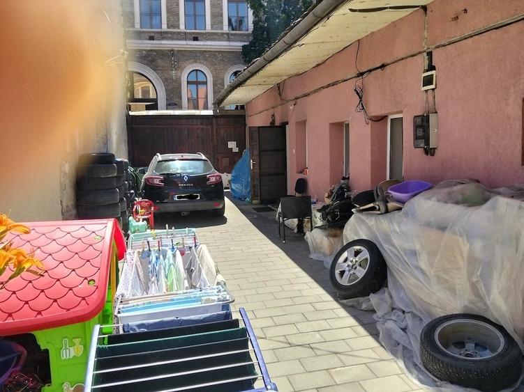 Casă cu Teren 60 Mp în Central