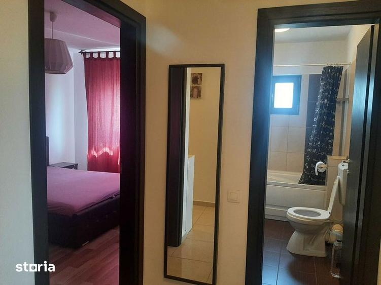 Apartament cu 2 camere decomandat în Titan